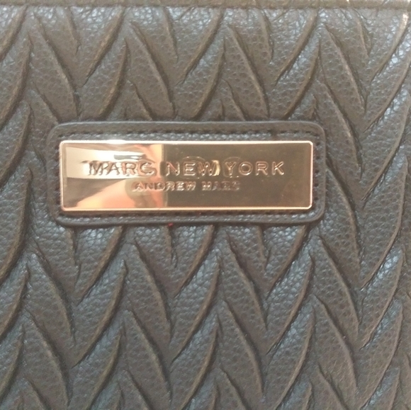 Andrew Marc - Picture 2 of 5